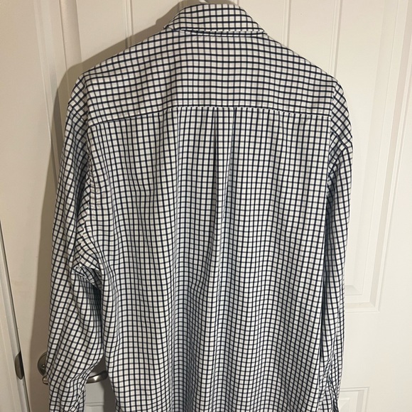 Peter Millar button up button down - Picture 2 of 4